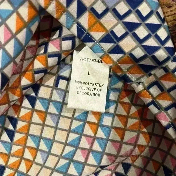 THML Geometric Print Tie Shoulder Blouse Size Large - Picture 4 of 6